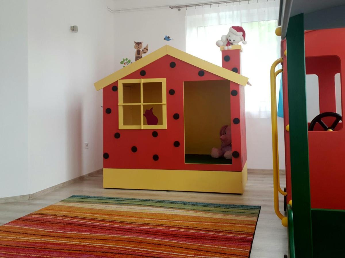 玛塔弗瑞德Diana Panzio住宿加早餐旅馆 外观 照片